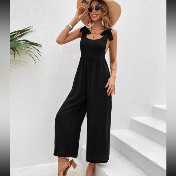 BLACK WIDE LEG JUMPSUIT - Picture 3 of 3
